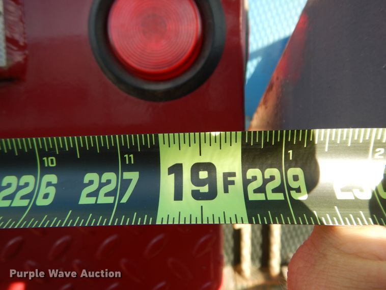 image for item DJ7487 2015 Peterbilt 365  crane truck