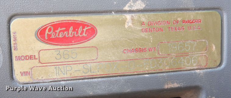 image for item DJ7487 2015 Peterbilt 365  crane truck