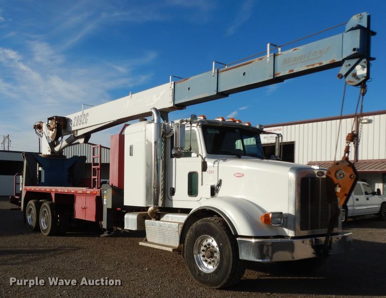 image for item DJ7488 2016 Peterbilt 365  crane truck