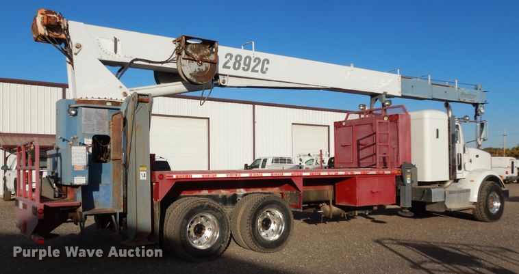 image for item DJ7488 2016 Peterbilt 365  crane truck