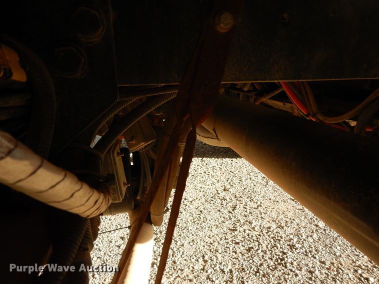 image for item DJ7488 2016 Peterbilt 365  crane truck