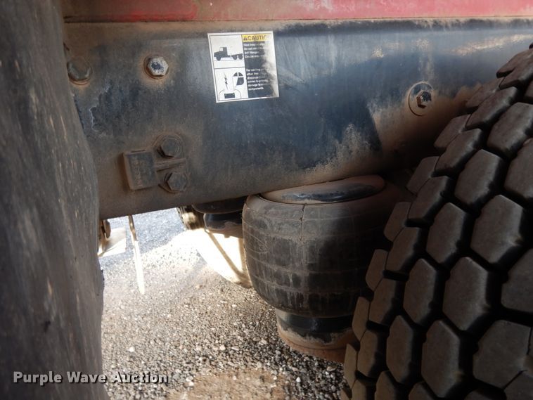 image for item DJ7488 2016 Peterbilt 365  crane truck