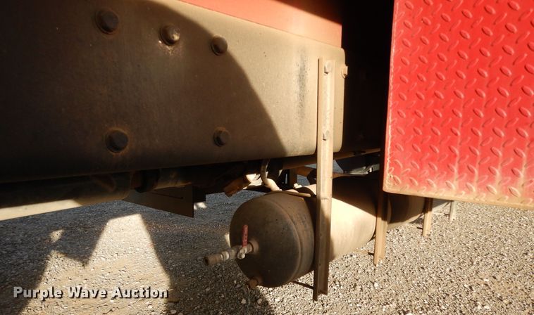 image for item DJ7488 2016 Peterbilt 365  crane truck