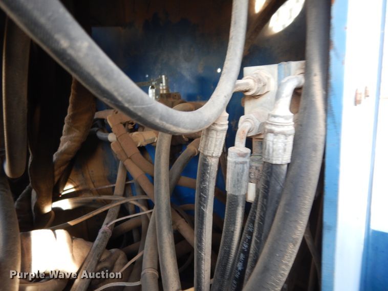 image for item DJ7488 2016 Peterbilt 365  crane truck