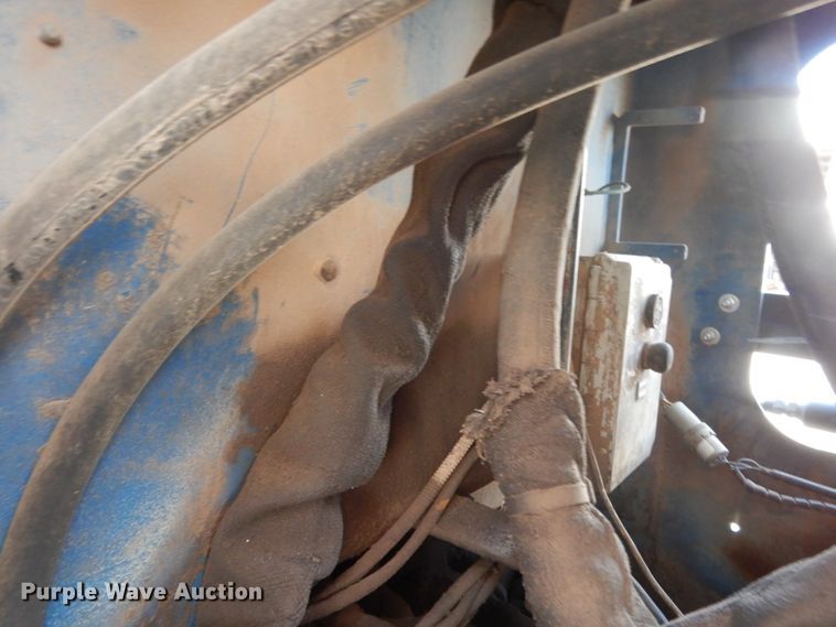 image for item DJ7488 2016 Peterbilt 365  crane truck