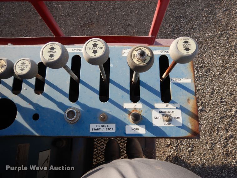 image for item DJ7488 2016 Peterbilt 365  crane truck