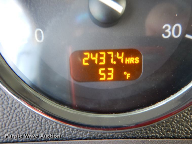 image for item DJ7488 2016 Peterbilt 365  crane truck