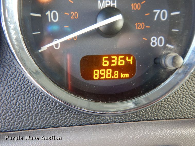 image for item DJ7488 2016 Peterbilt 365  crane truck