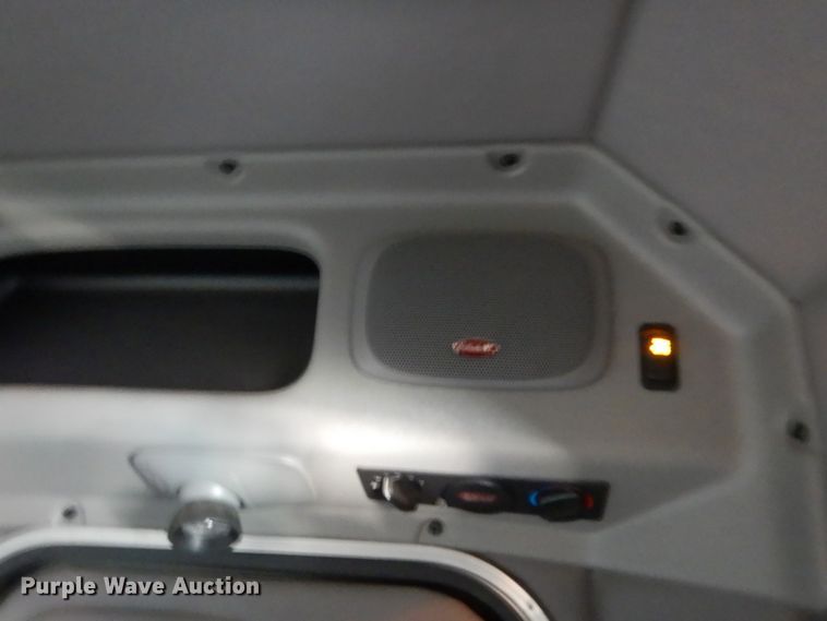 image for item DJ7488 2016 Peterbilt 365  crane truck