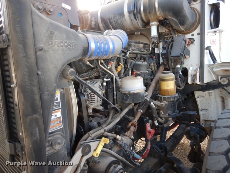 image for item DJ7488 2016 Peterbilt 365  crane truck