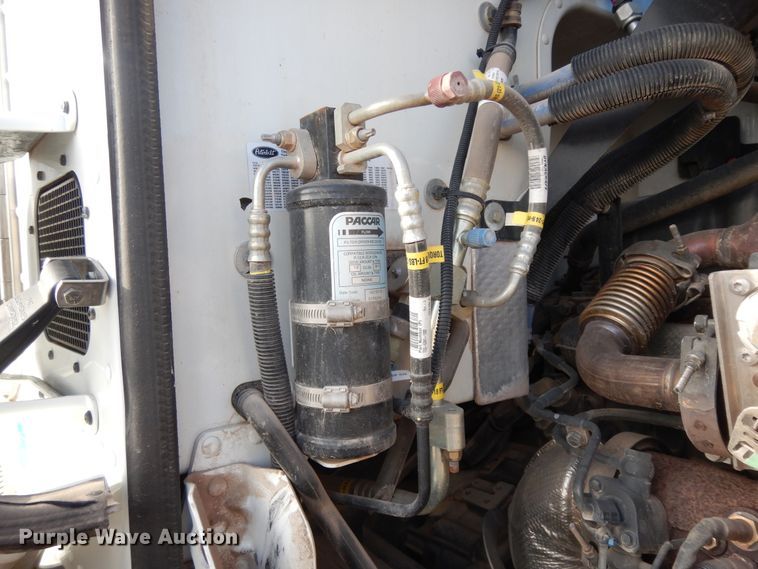 image for item DJ7488 2016 Peterbilt 365  crane truck