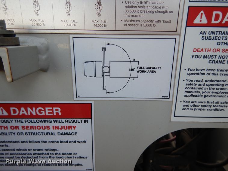 image for item DJ7489 2014 Peterbilt 365  crane truck