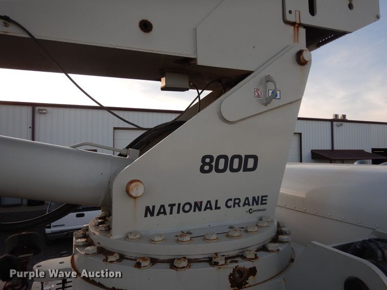 image for item DJ7489 2014 Peterbilt 365  crane truck