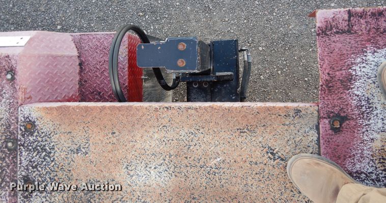 image for item DJ7489 2014 Peterbilt 365  crane truck