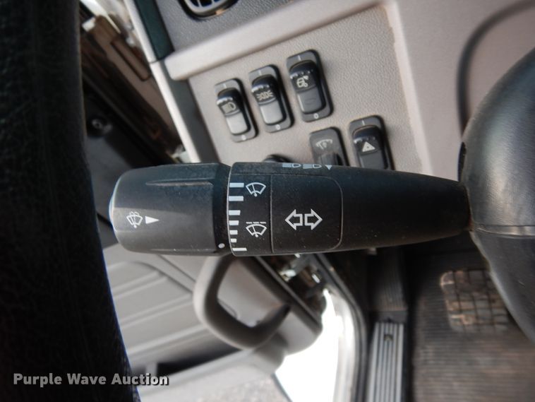 image for item DJ7489 2014 Peterbilt 365  crane truck