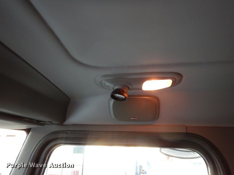 image for item DJ7489 2014 Peterbilt 365  crane truck