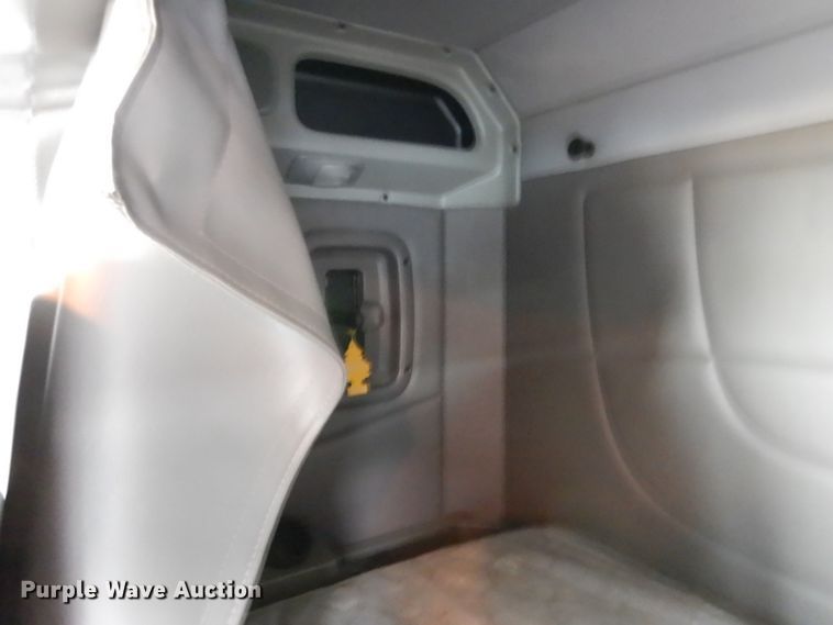 image for item DJ7489 2014 Peterbilt 365  crane truck