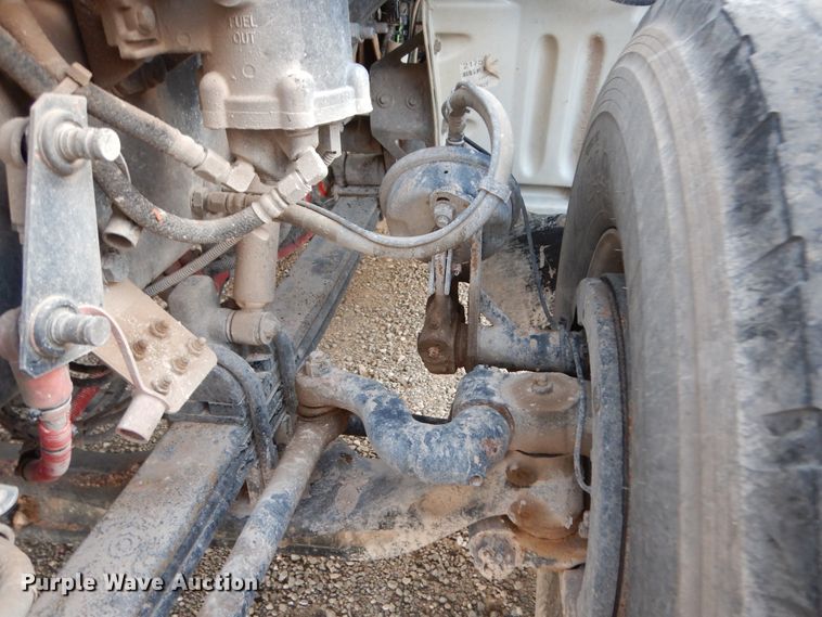 image for item DJ7489 2014 Peterbilt 365  crane truck