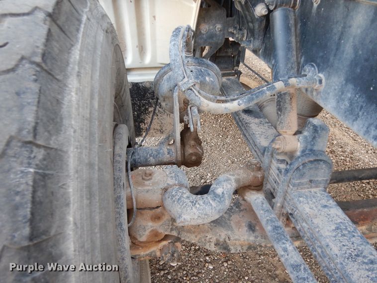 image for item DJ7489 2014 Peterbilt 365  crane truck