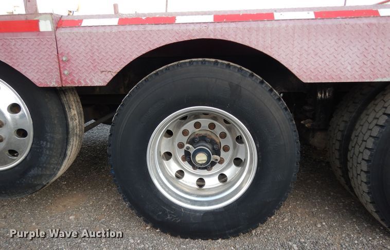 image for item DJ7489 2014 Peterbilt 365  crane truck