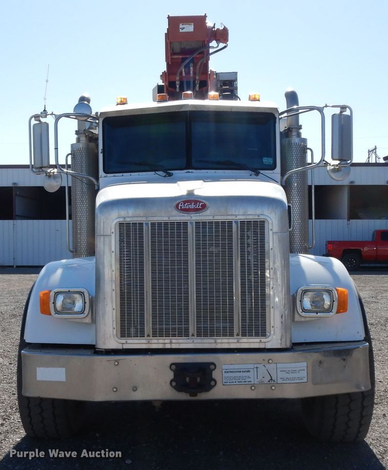 image for item DJ7490 2007 Peterbilt 378  crane truck