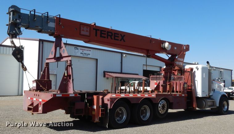 image for item DJ7490 2007 Peterbilt 378  crane truck