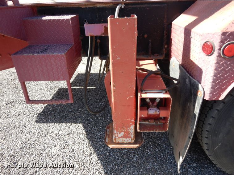 image for item DJ7490 2007 Peterbilt 378  crane truck