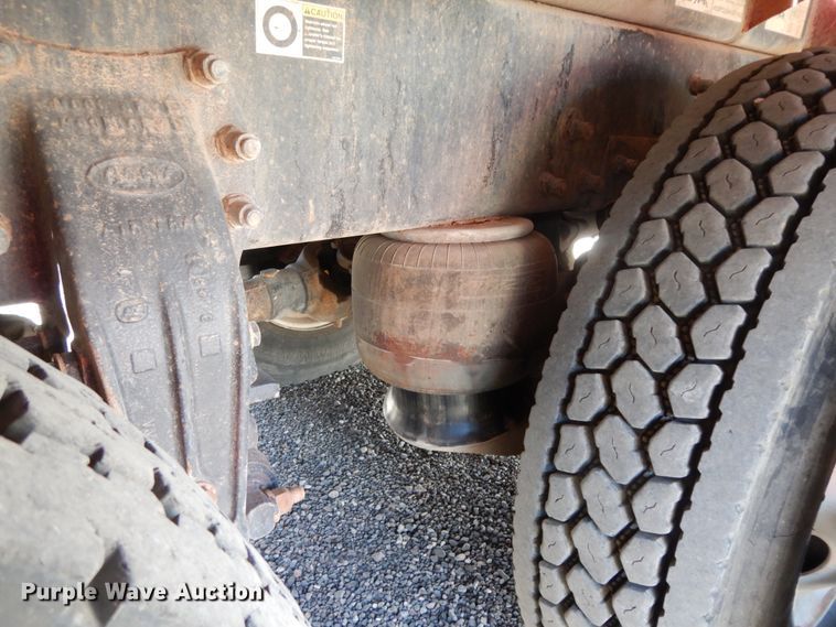 image for item DJ7490 2007 Peterbilt 378  crane truck