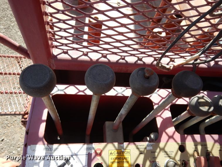 image for item DJ7490 2007 Peterbilt 378  crane truck