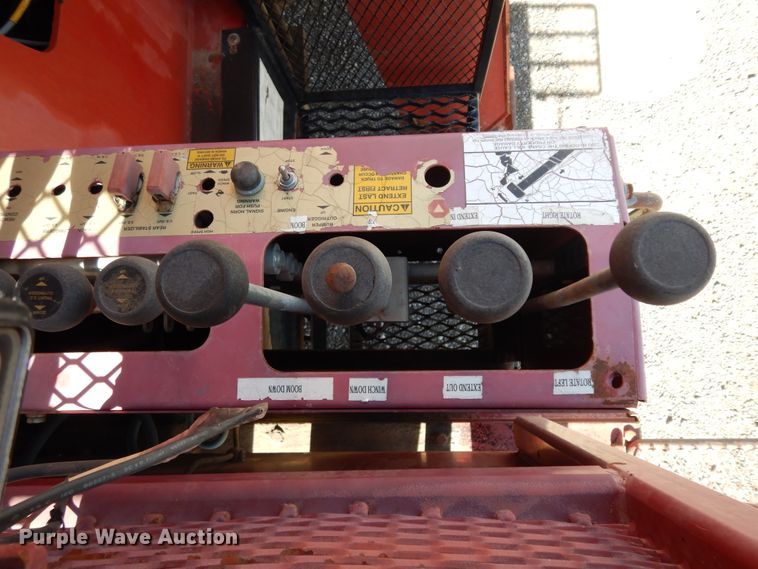 image for item DJ7490 2007 Peterbilt 378  crane truck