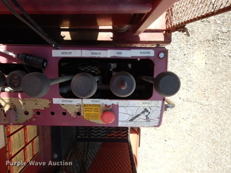 image for item DJ7490 2007 Peterbilt 378  crane truck