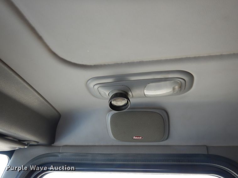 image for item DJ7490 2007 Peterbilt 378  crane truck