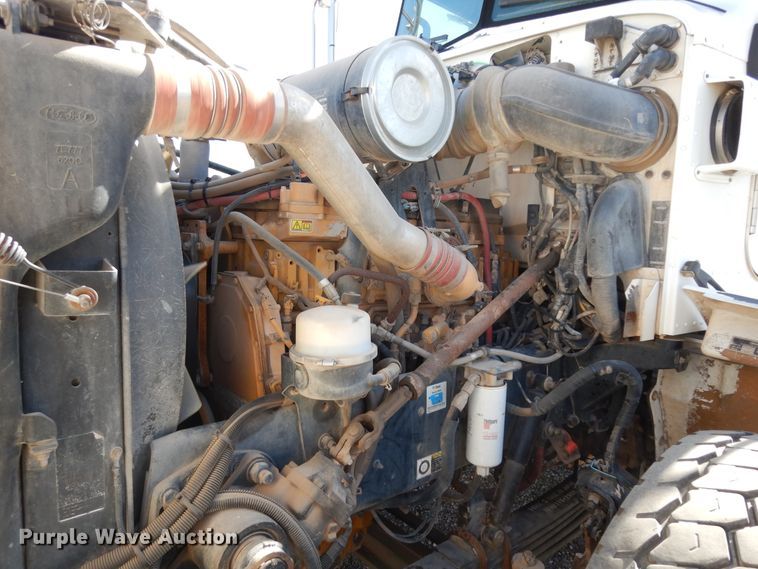 image for item DJ7490 2007 Peterbilt 378  crane truck