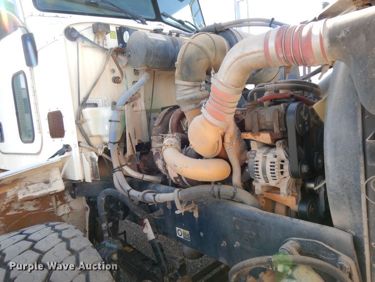 image for item DJ7490 2007 Peterbilt 378  crane truck