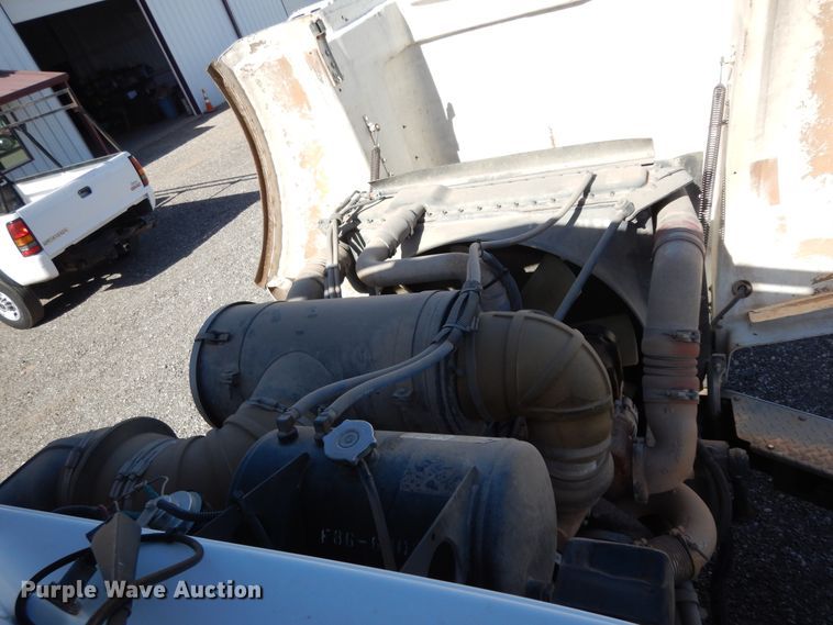 image for item DJ7490 2007 Peterbilt 378  crane truck