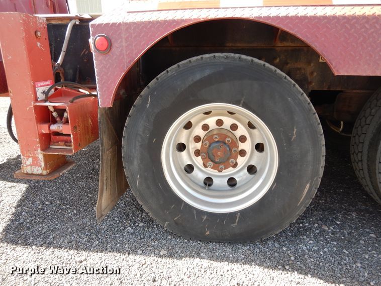 image for item DJ7490 2007 Peterbilt 378  crane truck