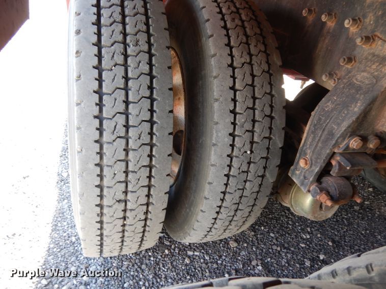 image for item DJ7490 2007 Peterbilt 378  crane truck