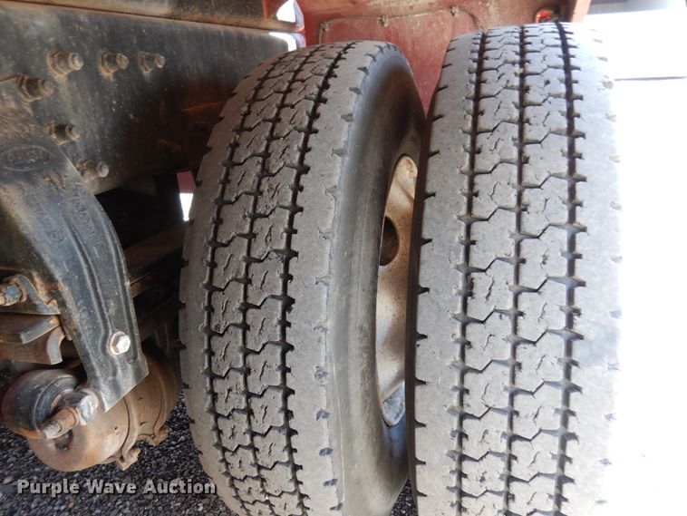 image for item DJ7490 2007 Peterbilt 378  crane truck