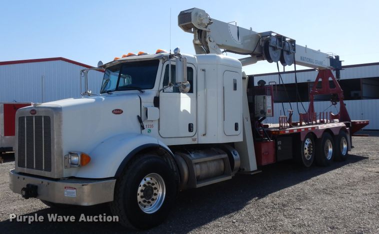image for item DJ7491 2014 Peterbilt 365  crane truck