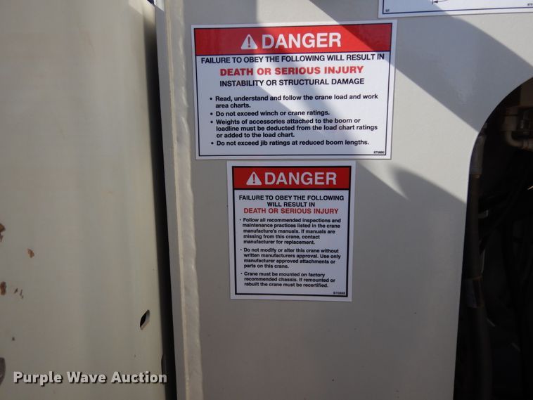 image for item DJ7491 2014 Peterbilt 365  crane truck