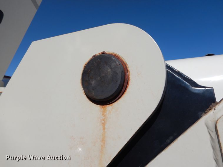 image for item DJ7491 2014 Peterbilt 365  crane truck