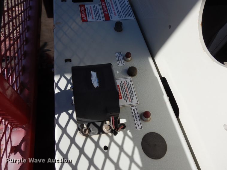 image for item DJ7491 2014 Peterbilt 365  crane truck