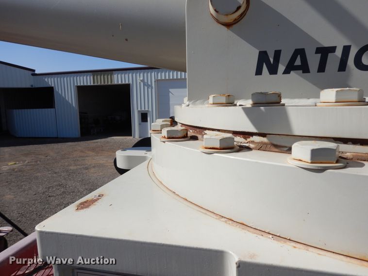 image for item DJ7491 2014 Peterbilt 365  crane truck