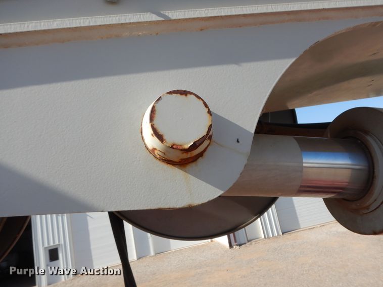 image for item DJ7491 2014 Peterbilt 365  crane truck