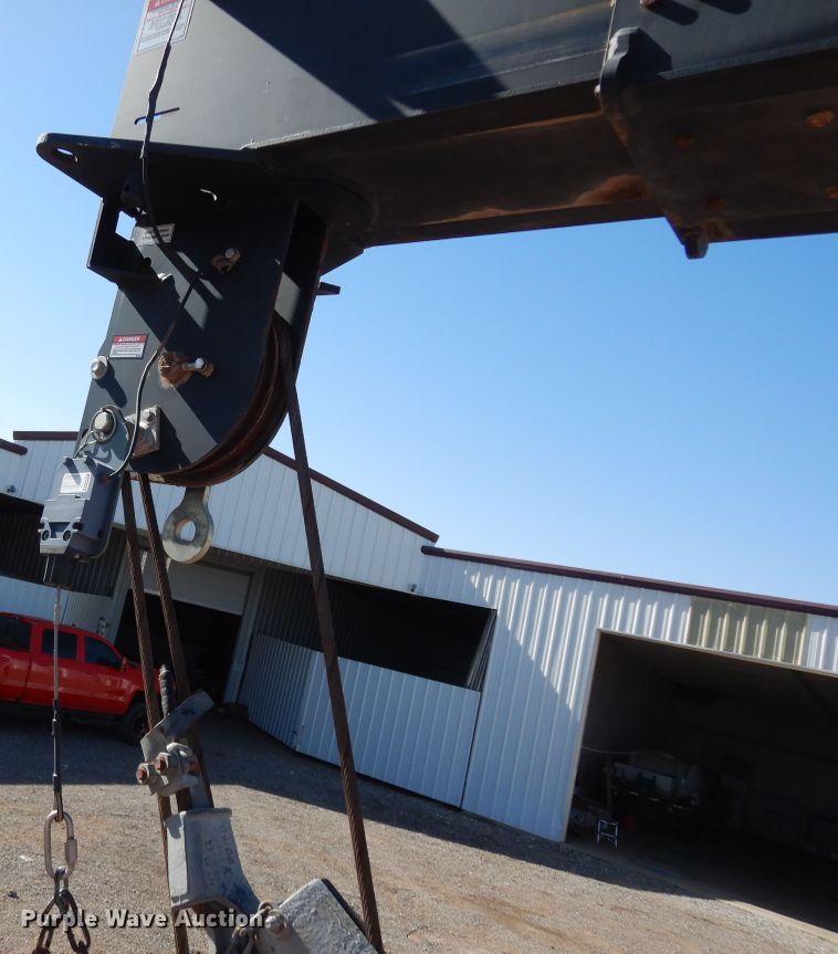 image for item DJ7491 2014 Peterbilt 365  crane truck