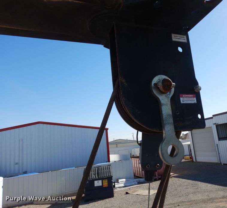 image for item DJ7491 2014 Peterbilt 365  crane truck