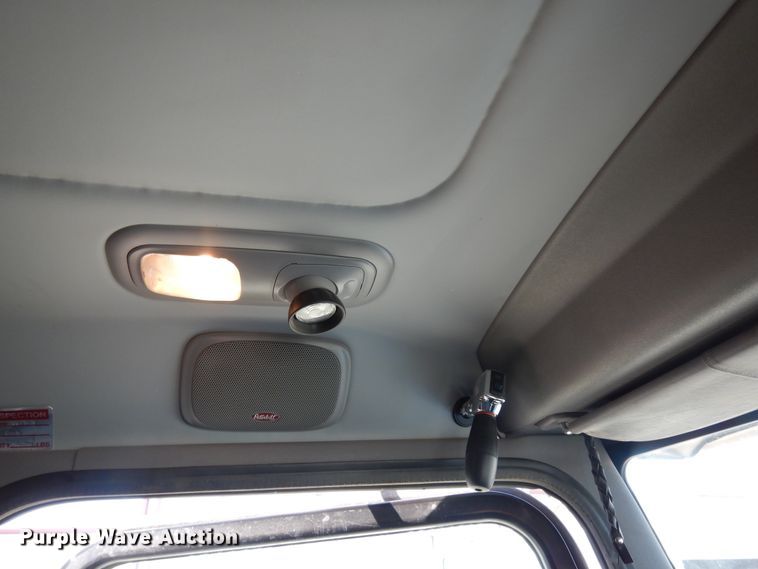 image for item DJ7491 2014 Peterbilt 365  crane truck