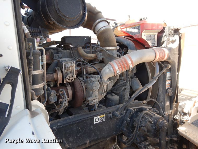 image for item DJ7491 2014 Peterbilt 365  crane truck