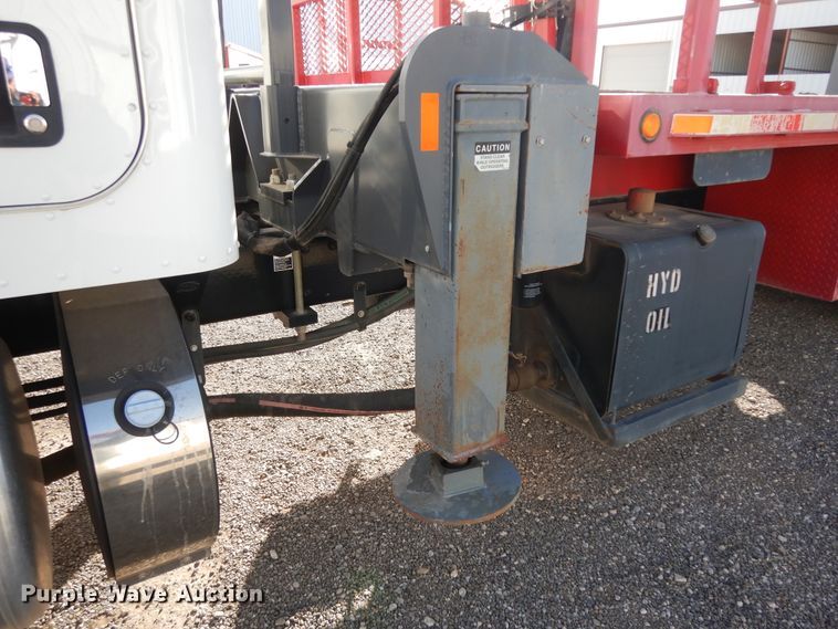 image for item DJ7492 2016 Peterbilt 365  crane truck