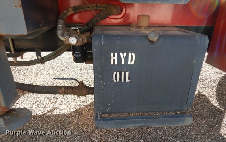 image for item DJ7492 2016 Peterbilt 365  crane truck